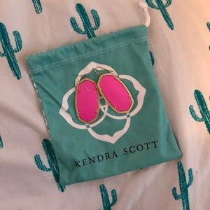 KENDRA SCOTT: Danielle statement earrings, MAGENTA